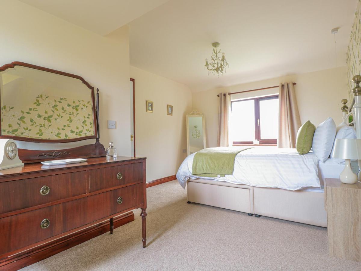 Berrys Place Farm Cottage Gloucester Eksteriør bilde